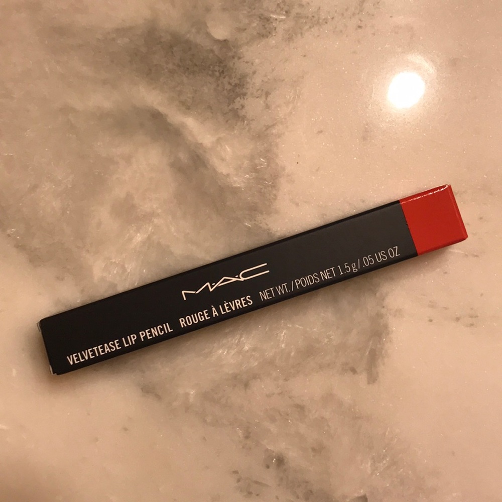 MAC Velvetease Lipstick